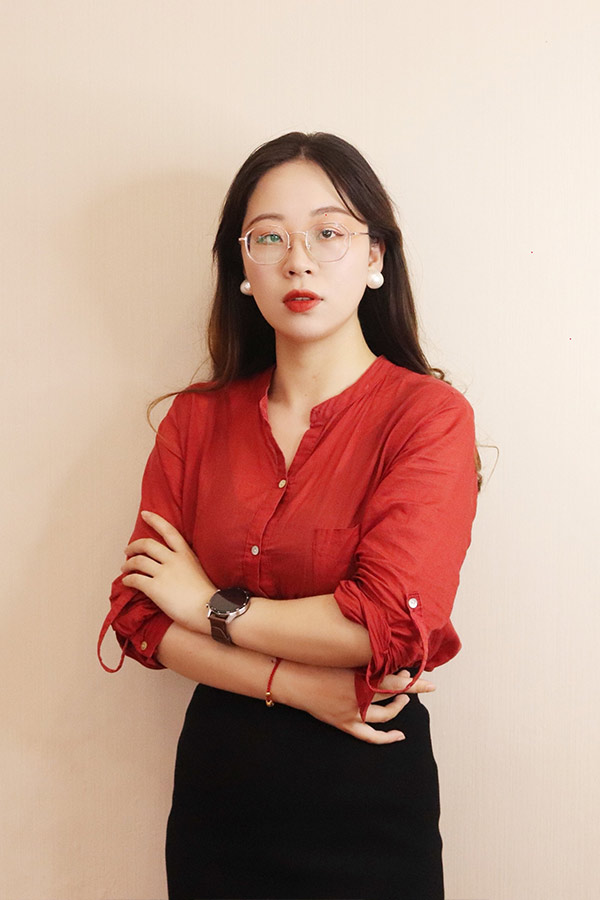 志丹张治华 本科学历，毕业于陕西师范大学