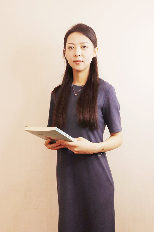 志丹孔琳 本科学历，毕业于山西运城学院