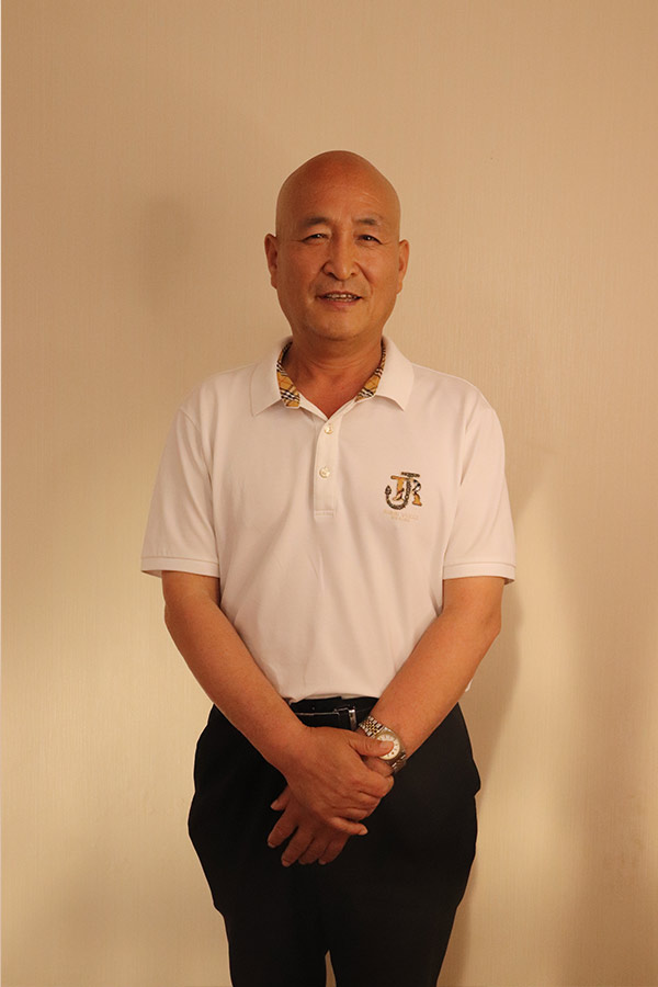 志丹杨养民 本科学历，毕业于陕西师范大学